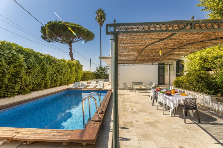 Country pool house
